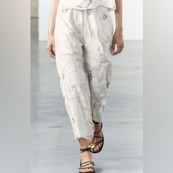 NWT Zara Embroidered Strappy Top Size L & Straight Leg Pants Size M - Picture 7 of 14